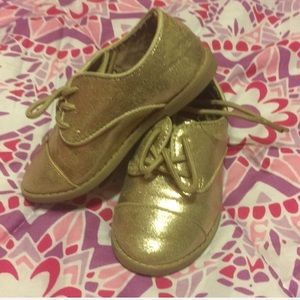 Gold toddler shoes